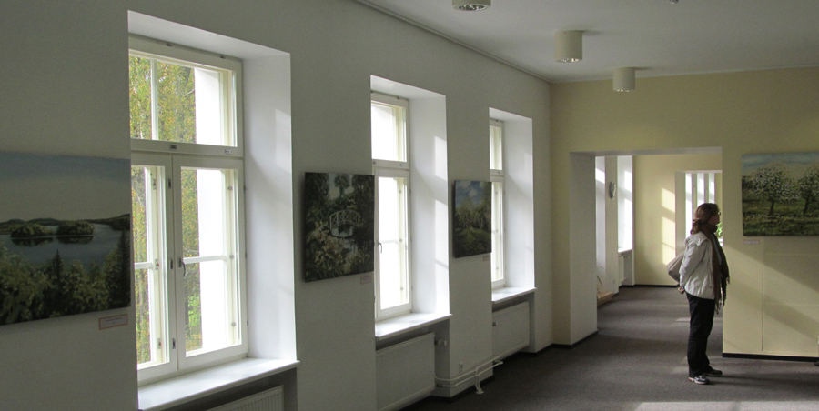 Pühajärve hotelli konverentsikeskuse galerii 3 korrusel